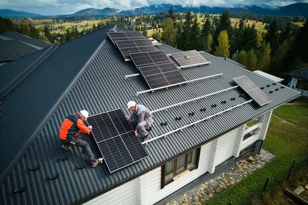 Installation de panneaux solaires en Occitanie